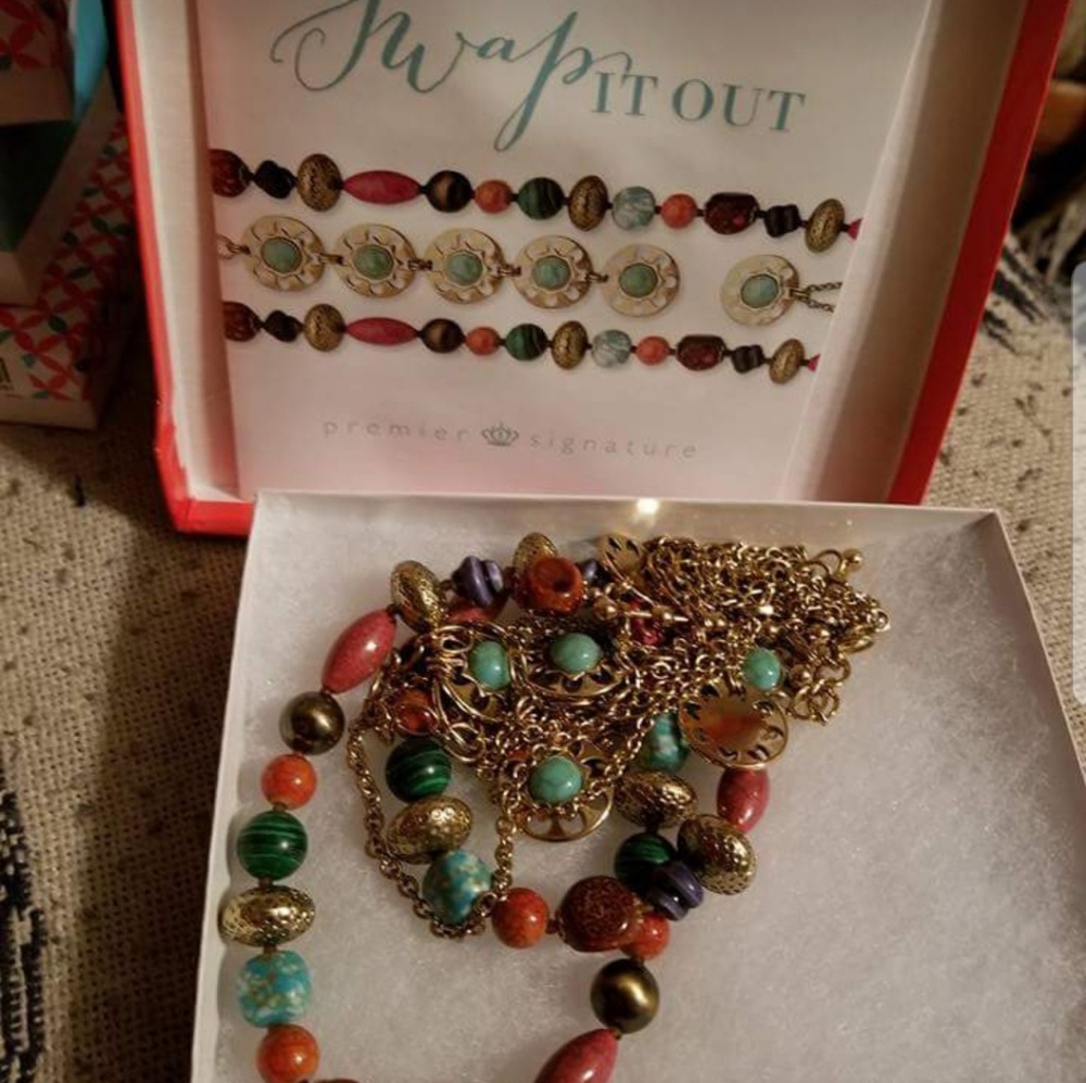 Premier Designs Jewelry necklace